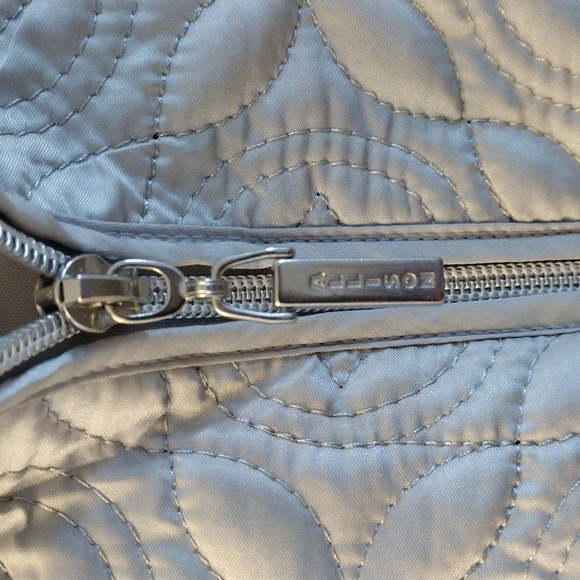 Allison Daley Women's Light Grey Quilted Vest, Size 10 Petite. - Picture 4 of 11